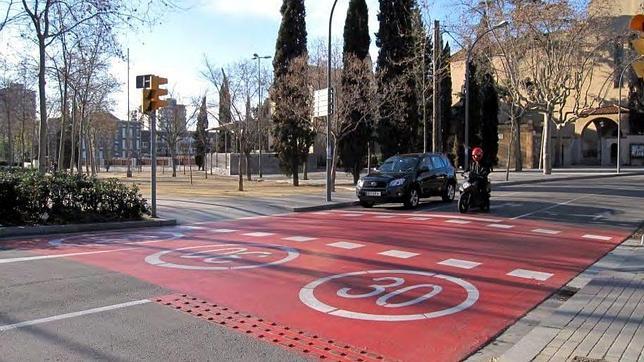 Barcelona alega que su «zona 30» reduce accidentes