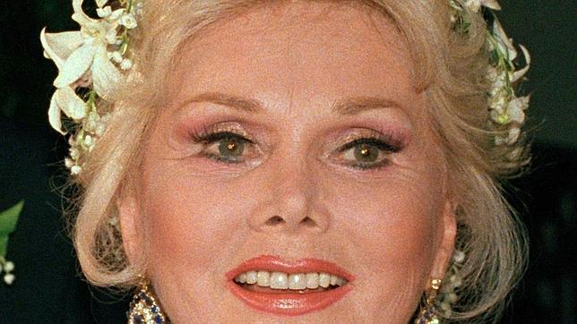 El marido de Zsa Zsa Gabor, hospitalizado en el mismo centro que ella