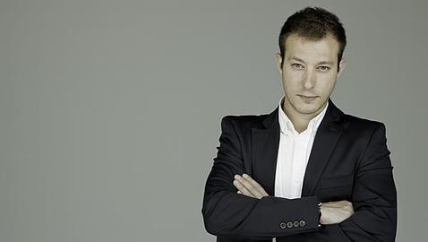 «De redes sociales sabe mucho mi hijo»