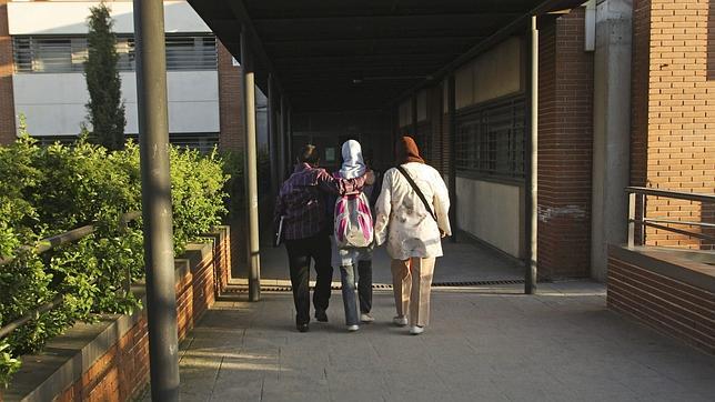 El Consell desmiente a la Sindicatura y no implantará el credo islámico