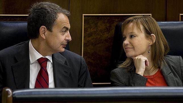 «¿A qué juega Zapatero?»