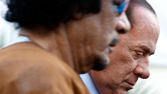 Varias empresas ocultan que reciben inversiones de Gadafi