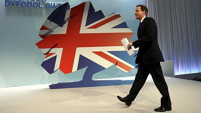 El espía británico detenido por los rebeldes libios llevaba una carta de Cameron