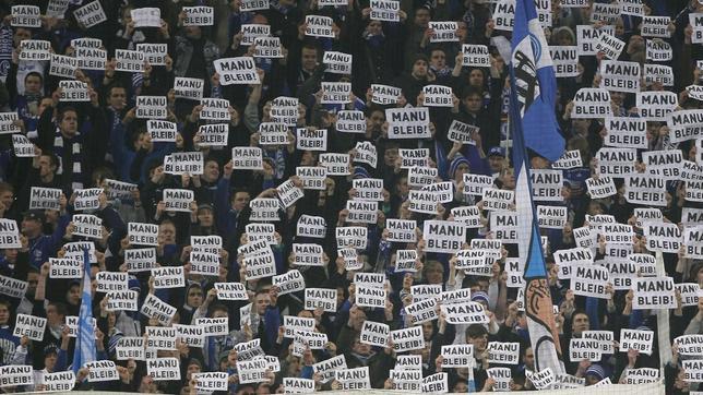 Clamor a favor de Neuer en Gelsenkirchen