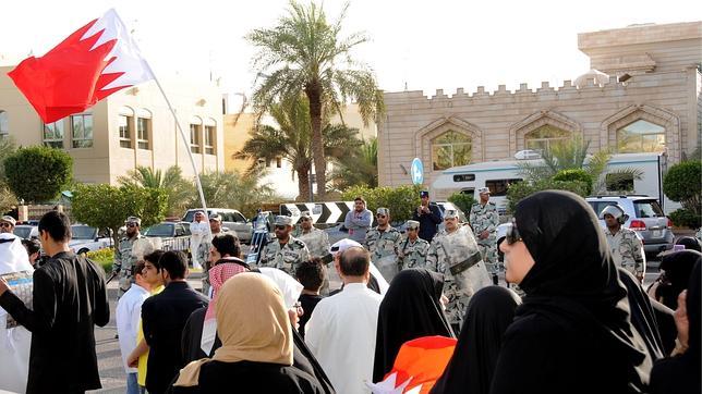 Bahréin muestra su «proceso de cambio» con la detención de seis líderes opositores