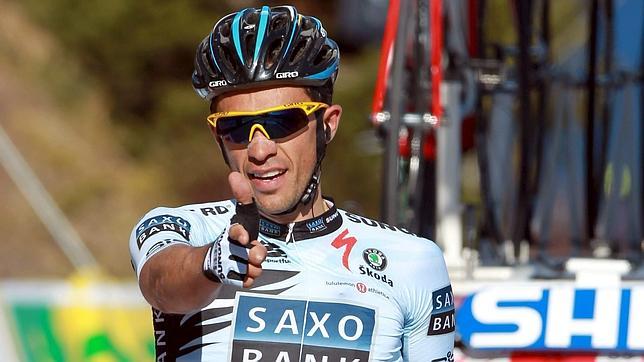 Contador brilla en la Volta