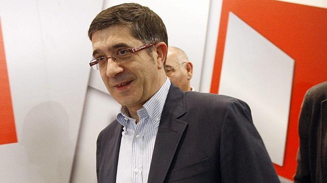 Los socialistas vascos aplauden la decisión: «Es un ejercicio de responsabilidad y generosidad»