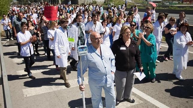 El consejero catalán de Salud pide ahora un céntimo sanitario en tabaco y alcohol