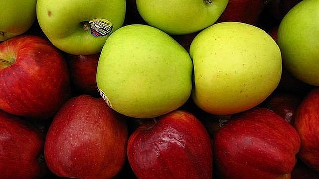 Una manzana al día reduce el colesterol y adelgaza