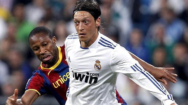 Mourinho afila el trivote con Ozil arriba