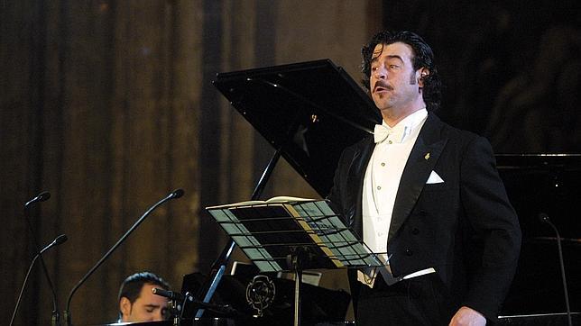 Carlos Álvarez: «Vuelvo al trabajo»