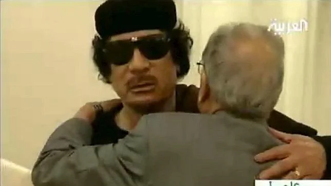 Gadafi asegura que está vivo a través de una grabación de audio