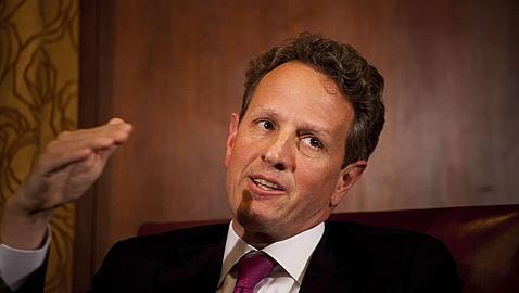 El Secretario del Tesoro de EE.UU. pide la dimisión de Strauss-Kahn