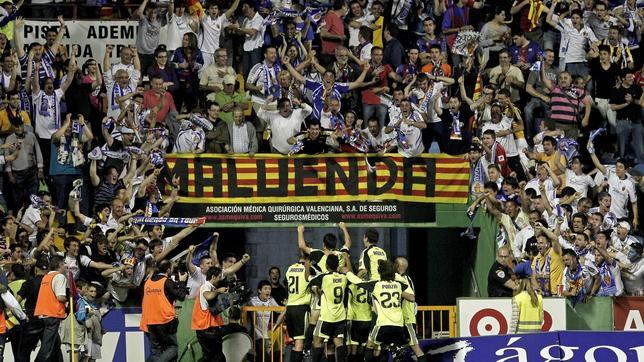 Gabi firma la permanencia del Zaragoza con dos golazos