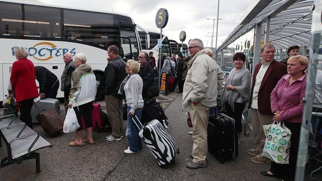 Ryanair cancela todos sus vuelos en los aeropuertos escoceses