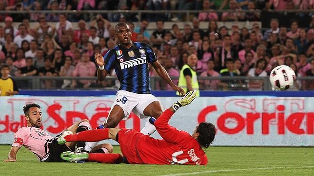 Eto'o da la Copa al Inter