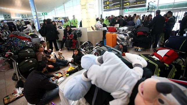 La UE exige a España medidas que frenen sus retrasos aéreos en verano