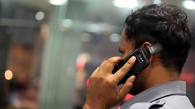 Los usuarios de ABC, preocupados por la alerta de la OMS sobre el uso de móviles