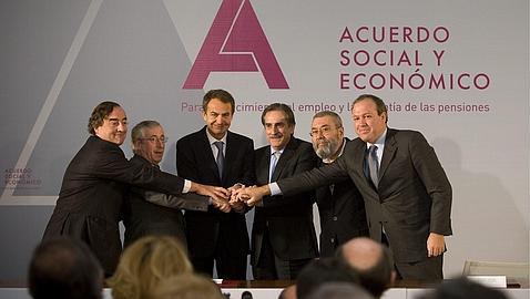 Patronal y sindicatos rompen la negociación sobre convenios colectivos