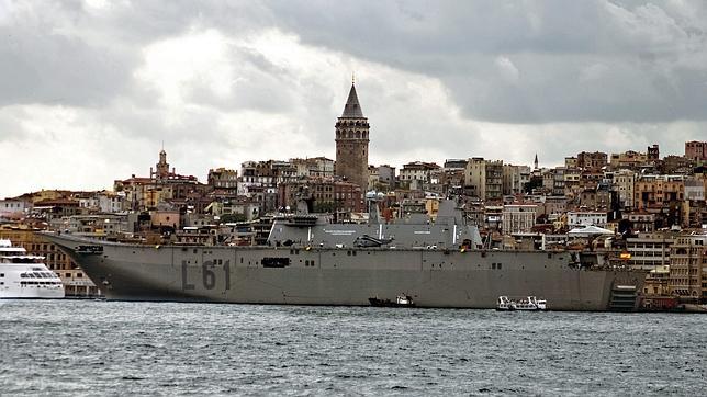 ¿A quién vende material militar España?