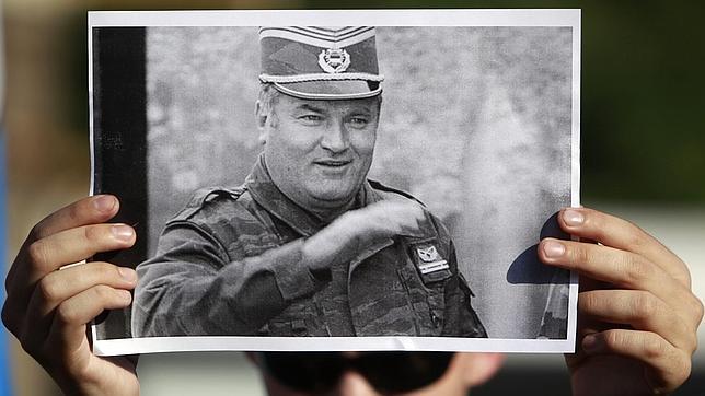 Mladic sufre cáncer, según su abogado