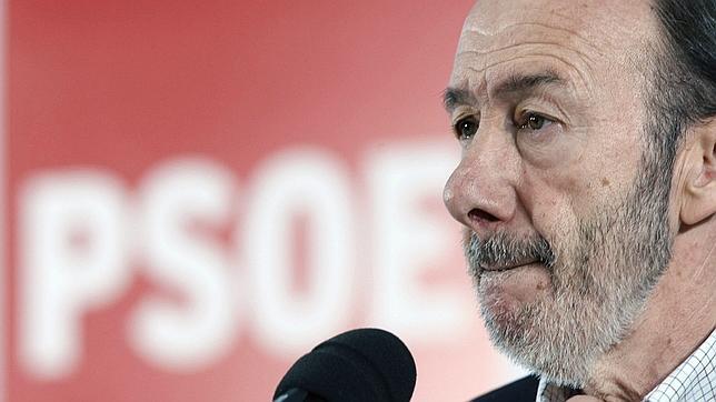 Ocho rivales para Rubalcaba