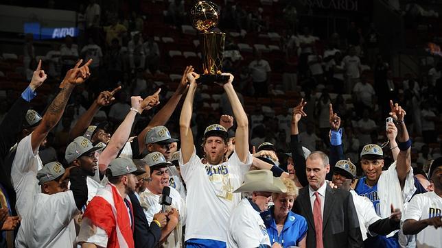 Nowitzki ya tiene su anillo