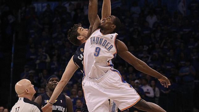 España, pendiente de Ibaka