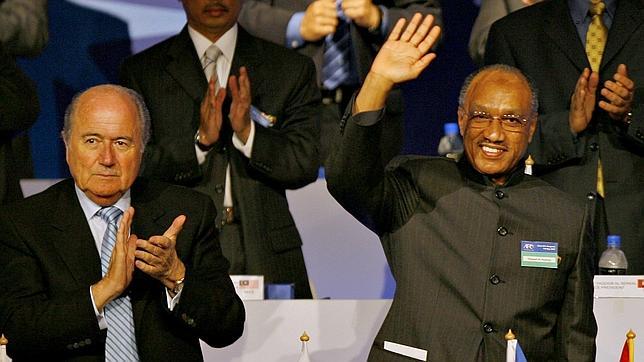 La FIFA acusa a Bin Hammam de tentativa de soborno