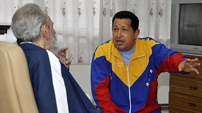 Chávez envía un saludo al Ejército y a su «pueblo armado» en Twitter