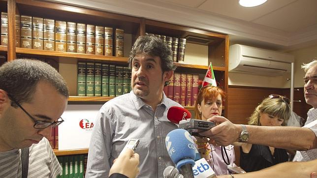 Bildu pide reducir la presencia policial en el País Vasco