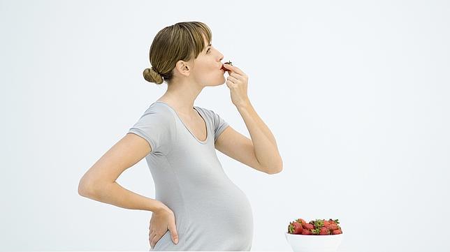 La gingivitis aumenta el tiempo que una mujer tarda en quedarse embarazada