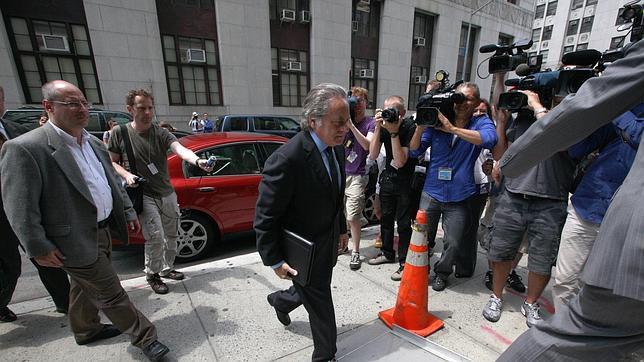 Los abogados de Strauss-Kahn se reúnen con la Fiscalía