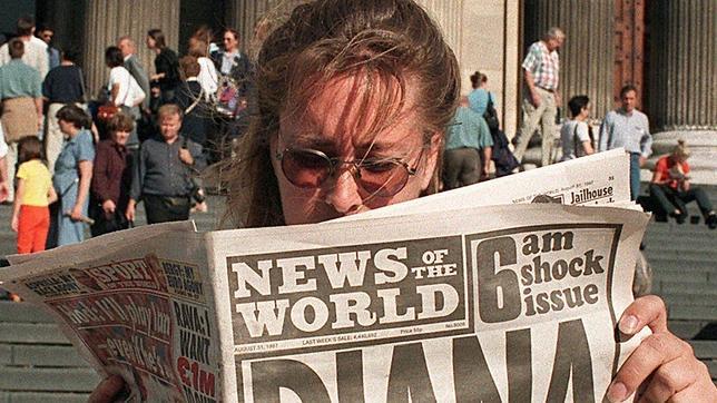 El semanario «News of the World» cierra el próximo domingo después de los escándalos