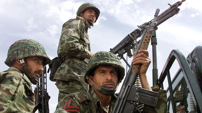 Estados Unidos suspende 561 millones de euros de ayuda militar a Pakistán