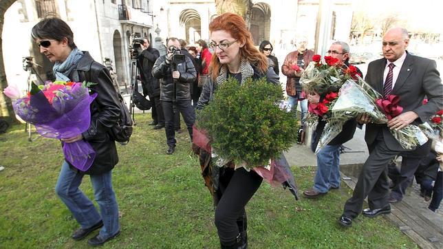 Pagazaurtundúa no cree a Otegi y pregunta si alguna vez ha llevado flores al funeral de un concejal del PP o el PSOE