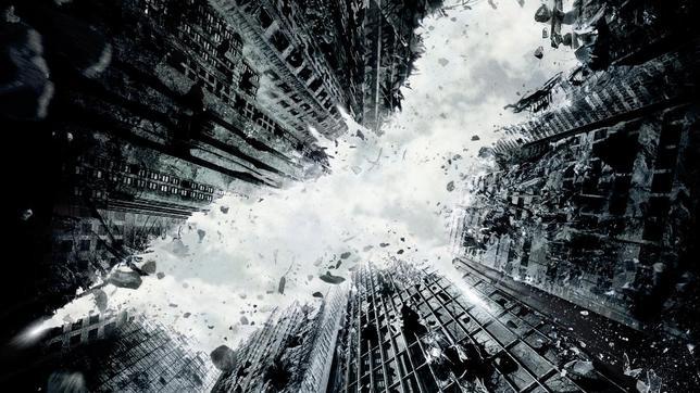 La ciudad de Gotham se derrumba en «The Dark Knight Rises»