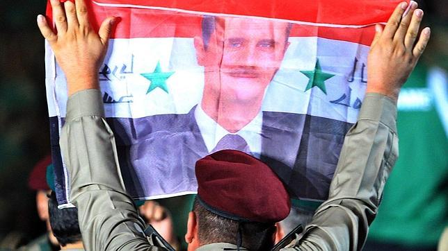 Al menos 30 muertos en los primeros enfrentamientos entre civiles en Siria desde las protestas