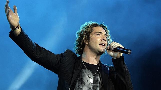 David Bisbal: «La música es mi medicina en estos difíciles momentos»
