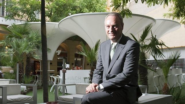 Alberto Fabra: «Camps vive sólo un paréntesis»