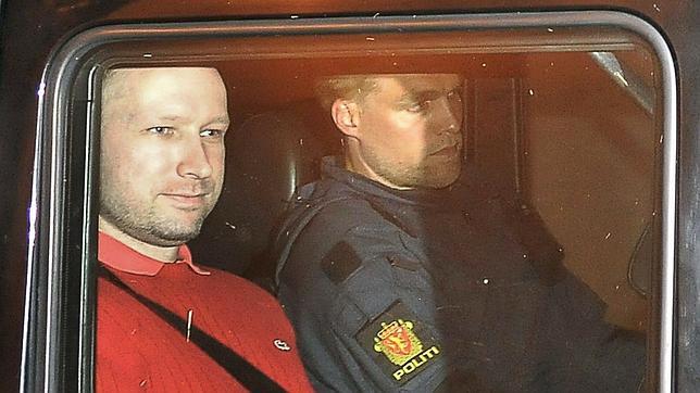 Los servicios secretos noruegos investigaron a Breivik en marzo
