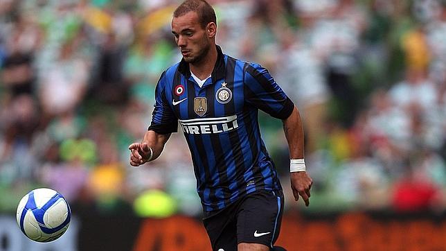 Sneijder no descarta acabar en el United