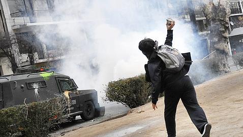 La Policía reprime una marcha de estudiantes en Santiago de Chile