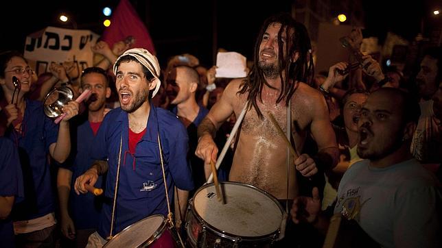 Israel crea una comisión para estudiar las demandas de sus «indignados»