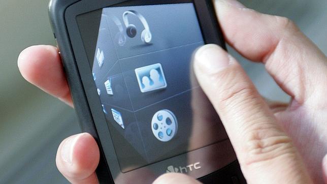 Los peligros del «roaming» en verano