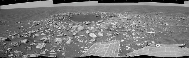 Un rover de la NASA llega a un gigantesco cráter de Marte