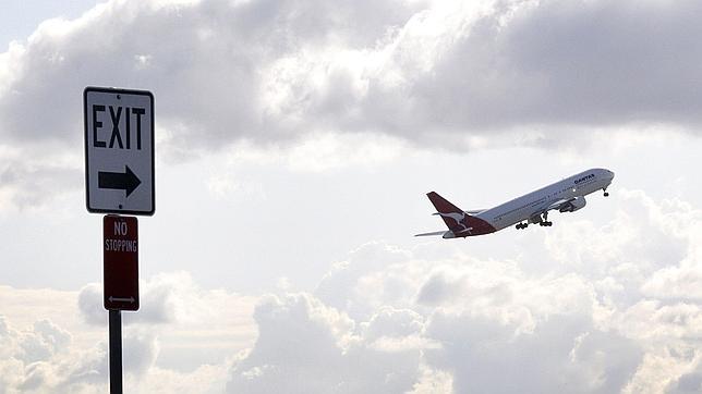 La aerolínea australiana Qantas recortará 1.000 puestos de trabajo