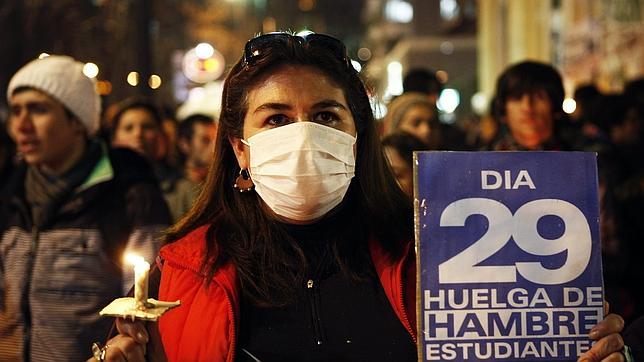 La protesta de los estudiantes chilenos se radicaliza y las posturas siguen alejadas