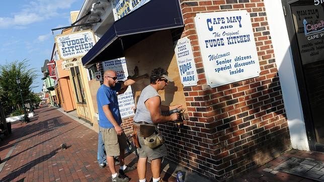 Obama, ante la llegada de «Irene»: «Si reciben instrucciones de marcharse, por favor háganlo»