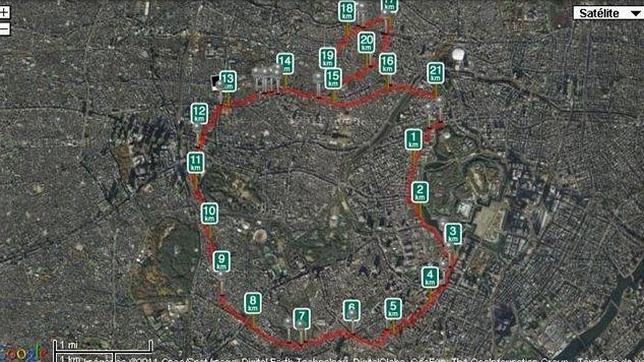 Un fan de Steve Jobs corre 21 kilómetros en Tokio para dibujar el logo de Apple